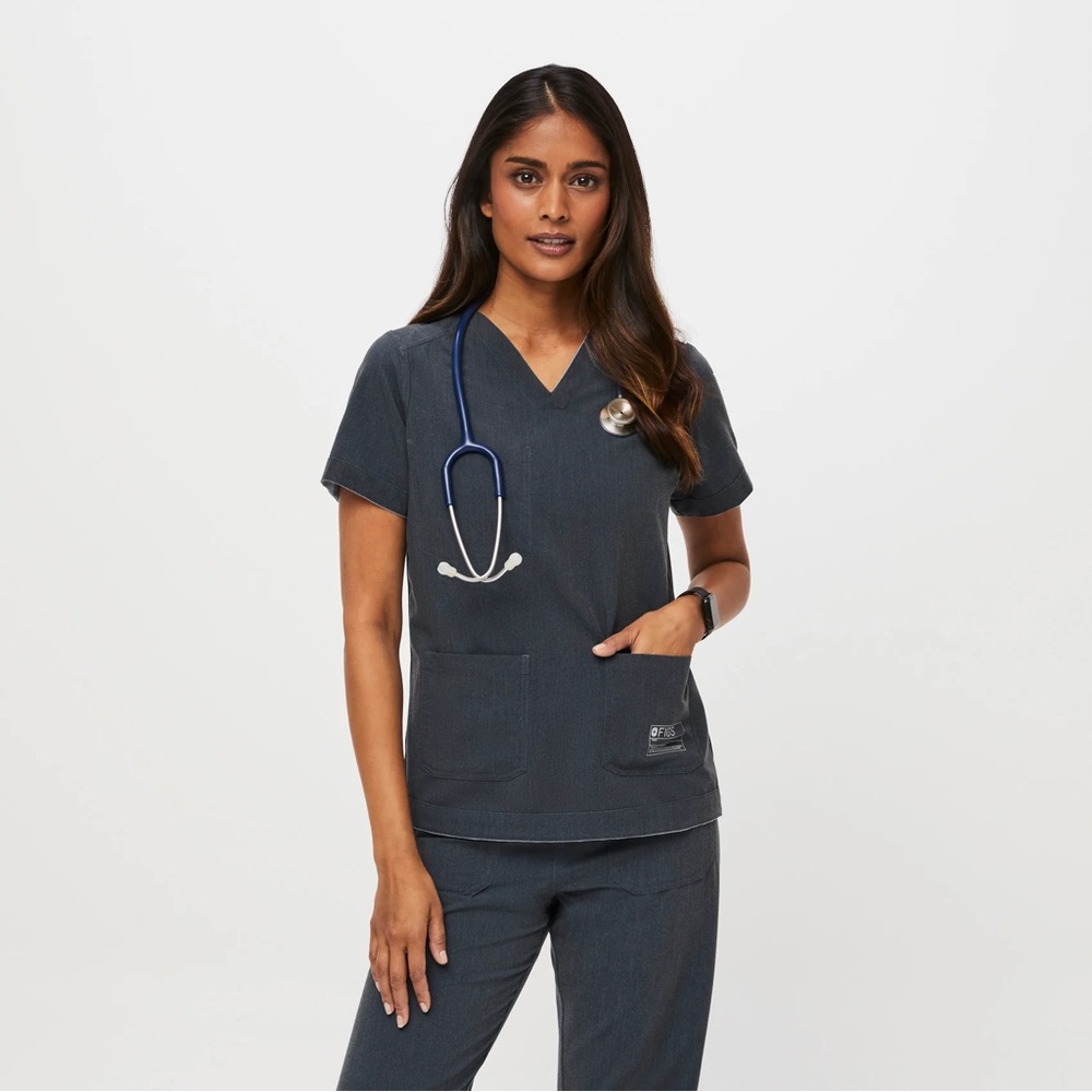 NWOT FIGS REVERSIBLE SCRUB SET